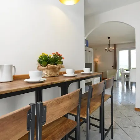 Viola Holiday home Colico